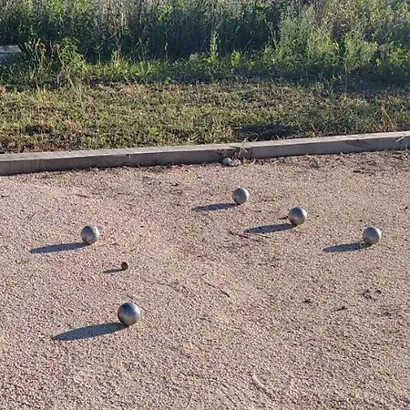 Couette-café L'esperluette En Camargue 3*