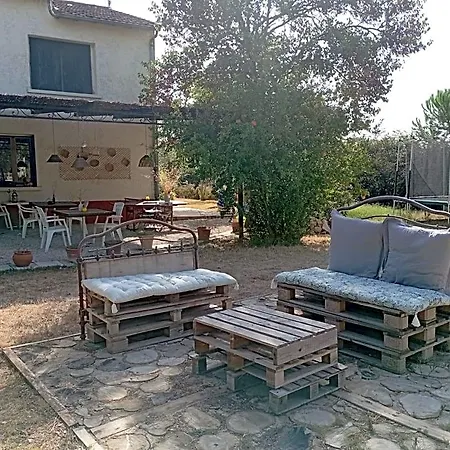 Bed & Breakfast L'esperluette En Camargue 3*